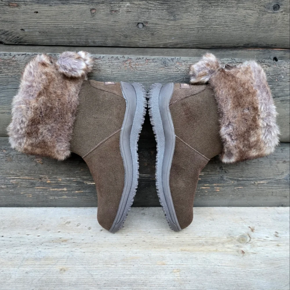 Minnetonka NEW Somerville Y2K Cozy Boho Suede Plush Faux Fur Winter Boots 7M